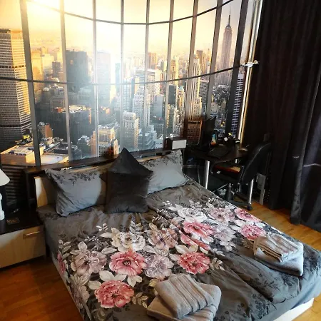 Kwatera prywatna New York - For Overnight Travelers Near The Airport, Parking